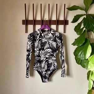 *NEW*UNWORN* Billabong Spotted In Paradise UPF 50 Long Sleeve One-Piece Swimsuit